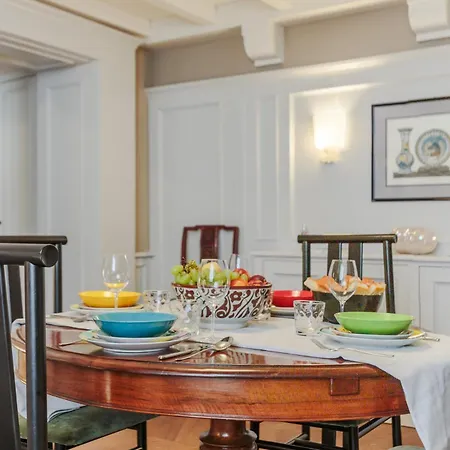 Apartment Casa Edgar, Elegant And Classy First Floor Lucca