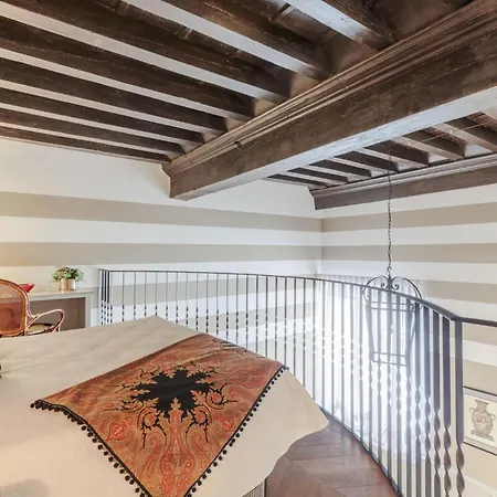Appartement Casa Edgar, Elegant And Classy First Floor Lucques